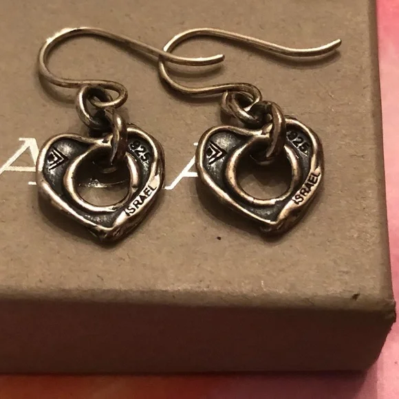 Silpada Artisan Oxidized Sterling Silver Cutout Heart Dangle Earrings W1912 - Picture 14 of 16